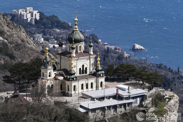Церковь Воскресения Христова в поселке городского типа Форос в Крыму.