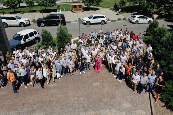 Участники симпозиума