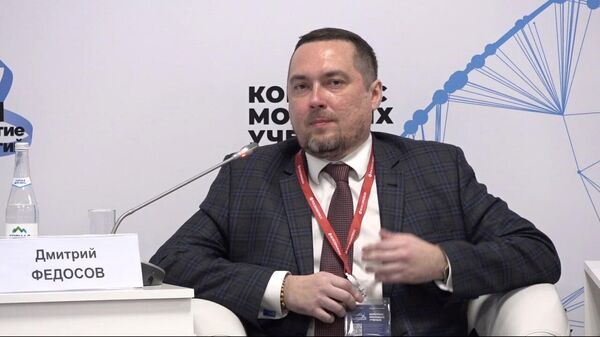 Конгресс молодых ученых. Дмитрий Федосов, начальник лаборатории виноградарства и виноделия НИЦ Курчатовский институт Конгресс молодых ученых. Дмитрий Федосов, начальник лаборатории виноградарства и виноделия НИЦ Курчатовский институт