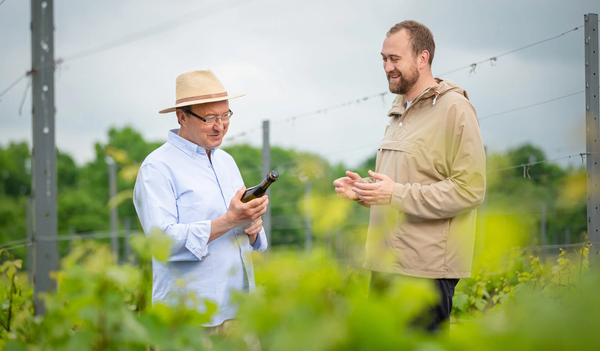 Владельцы бренда Nikolaev & Sons - Михаил Иванович Николаев (слева), Михаил Михайлович Николаев (справа)