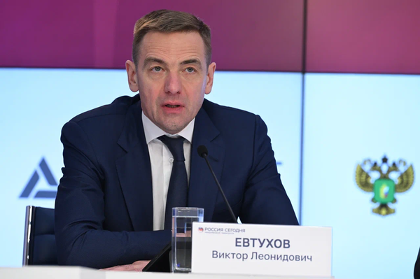 Статс-секретарь - заместитель Министра промышленности и торговли РФ Виктор Евтухов на презентации Винного гида России - 2023 от Роскачества