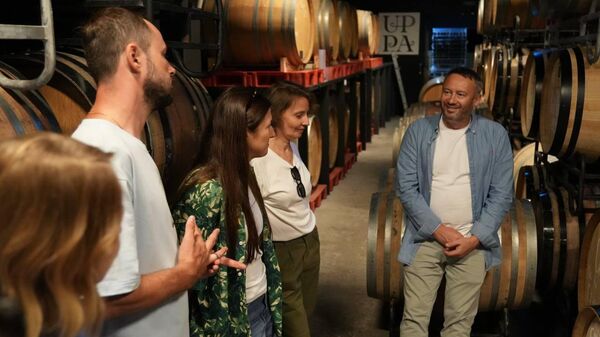 Экскурсии на винодельне UPPA Winery (Крым, Севастополь) Экскурсии на винодельне UPPA Winery (Крым, Севастополь)