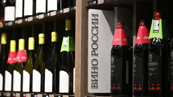 Винотека SimpleWine. Открытие весеннего этапа акции Дни российских вин