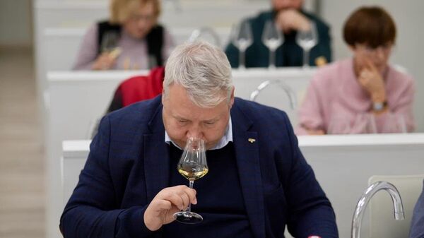 Дегустации в рамках винного конкурса Кубок АВВР 2025 Дегустации в рамках винного конкурса Кубок АВВР 2025