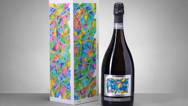 Лимитированный выпуск проекта Арт-коллекция Абрау, автор Николай Полисский.