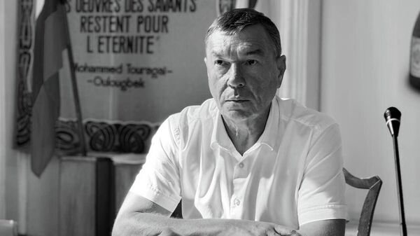 Лиховской Владимир Владимирович, доктор сельскохозяйственных наук, профессор, директор Всероссийского национального научно-исследовательского института виноградарства и виноделия Магарач РАН, член комиссии по стандартизации АВВР